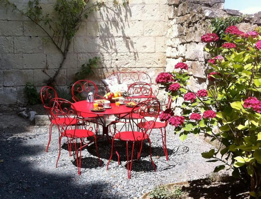 L'Escale Troglo Au Bord De La Loire Villa Souzay-Champigny Ngoại thất bức ảnh