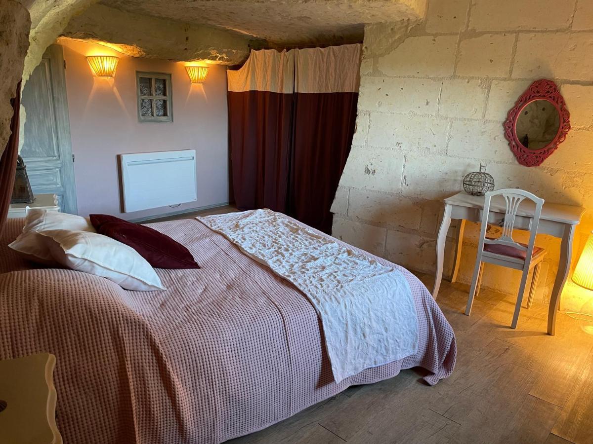 L'Escale Troglo Au Bord De La Loire Villa Souzay-Champigny Ngoại thất bức ảnh